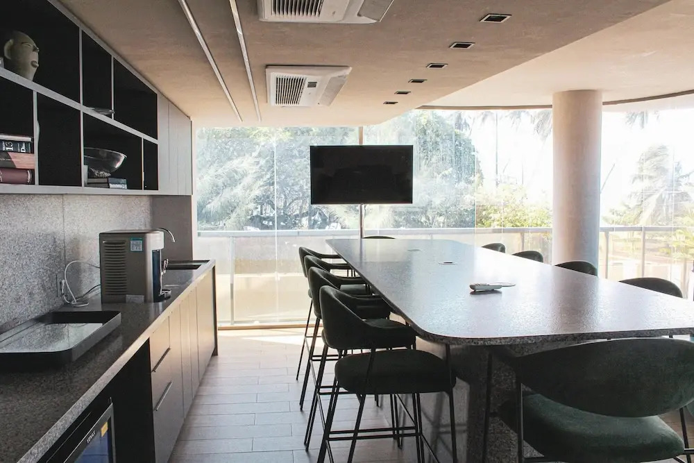 Setai Yacht S3 - By Almare Flats