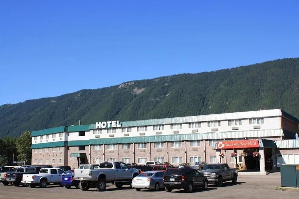 Causeway Bay Hotel Sparwood
