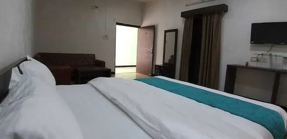 Soumya Resorts