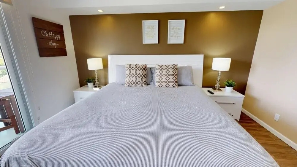 2 Bedroom +den / 2 Bath Apart @ Ocean Reserve 426