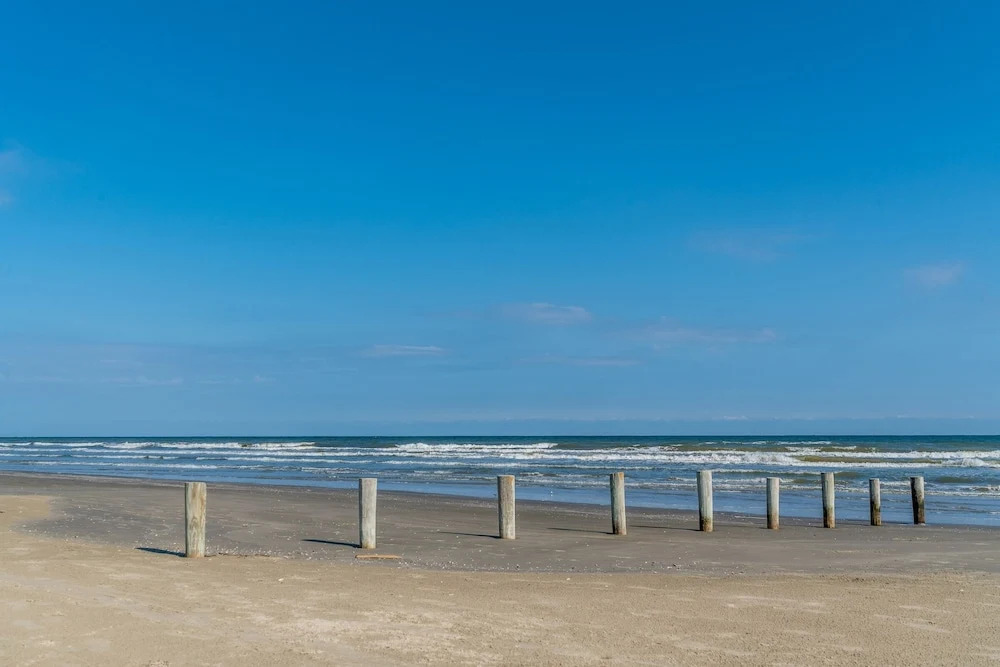 Cast A Waves 2 Bedroom Home