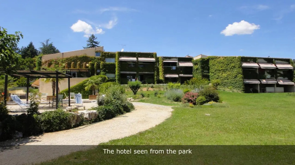 Hôtel & Résidence Lou Paradou Gréoux Les Bains