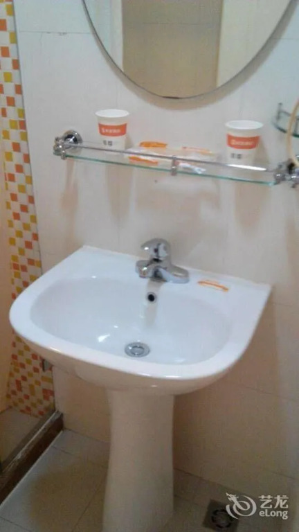Home Inns Shanghai Eshan Road Branch