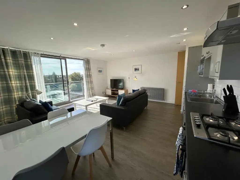 St Enoch Apartment