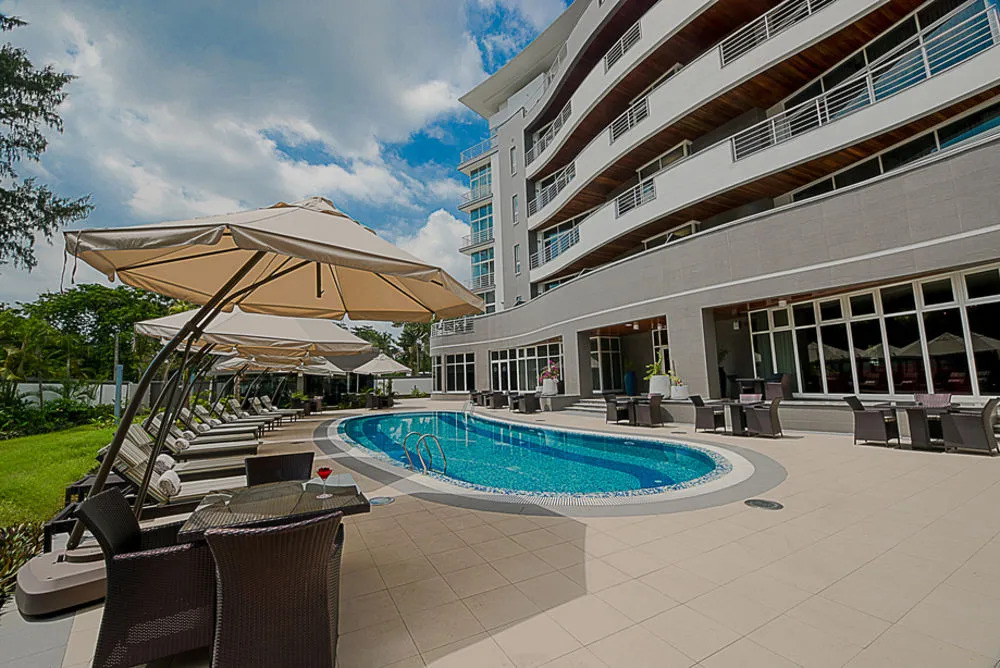 The George Hotel