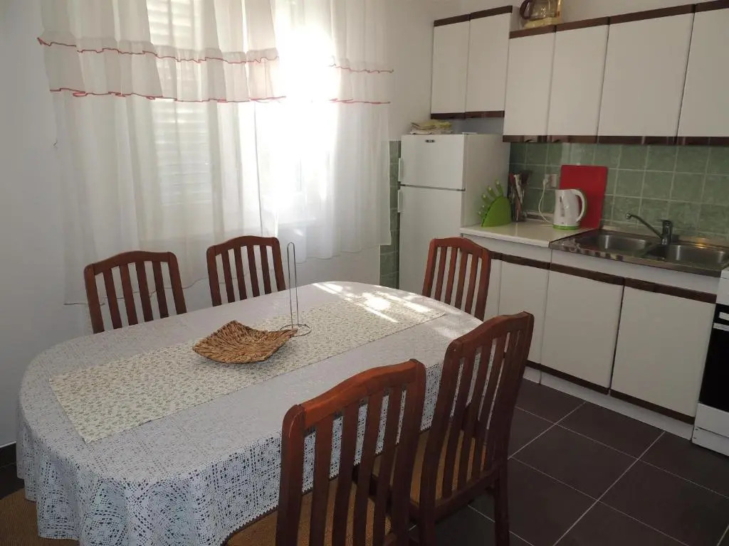 Apartments Nikolina