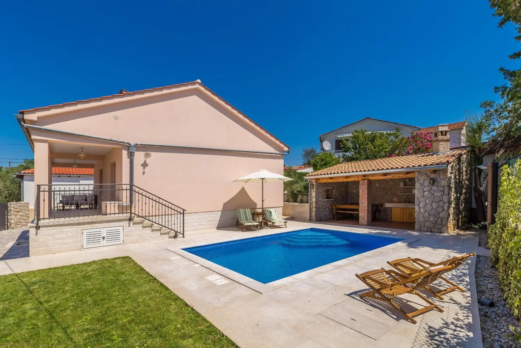 Holiday house MASLINA