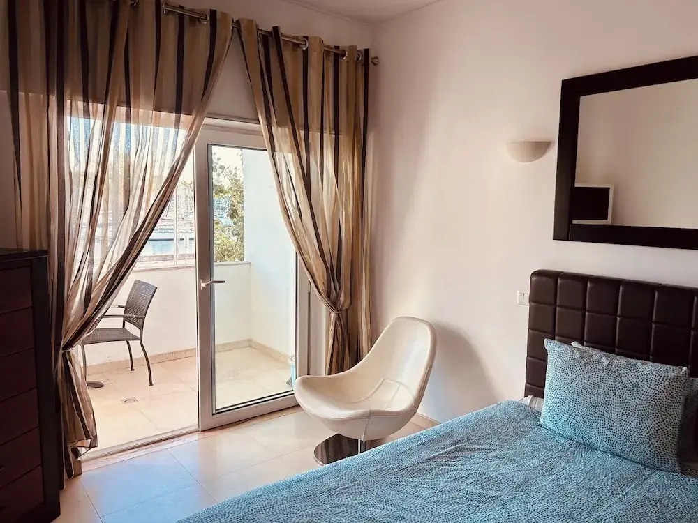 Lagos Marina View Apartment Near Beaches and Shops