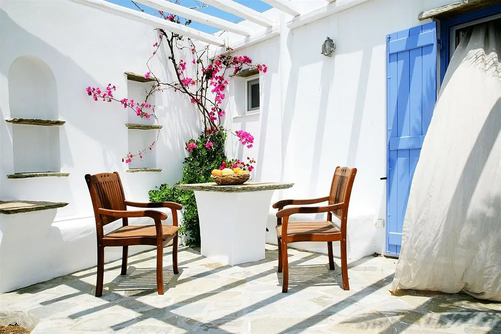 Golden Beach Hotel & Apartments
