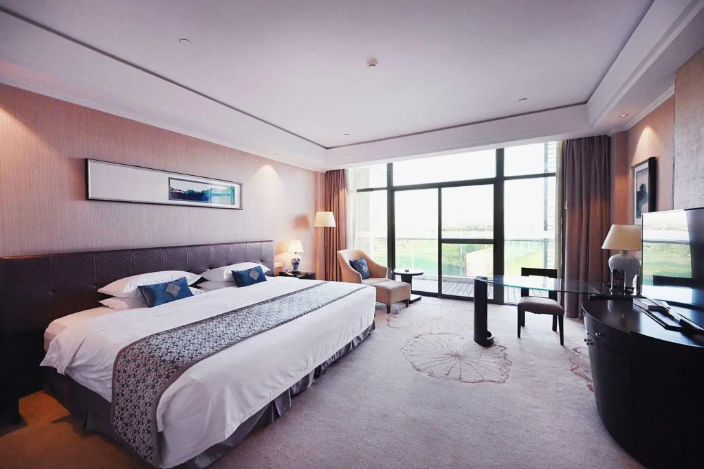 Rosedale Chunshenhu Resort Hotel Suzhou