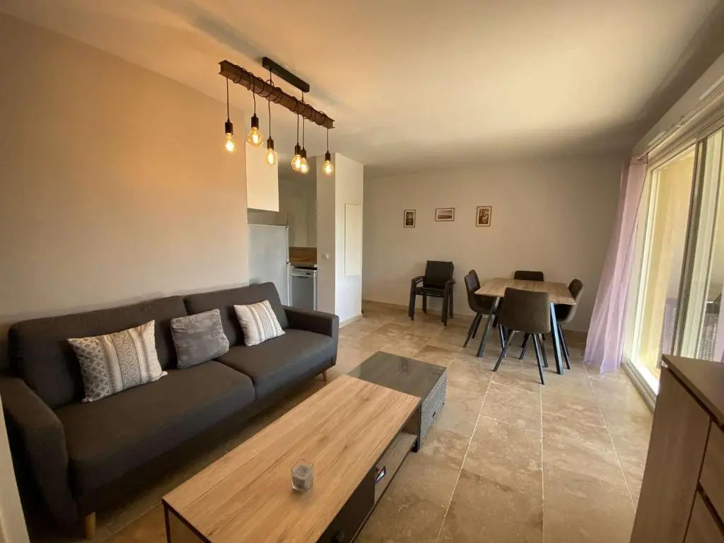 Appartement Sainte-Maxime, 3 pièces, 4 personnes - FR-1-226-476