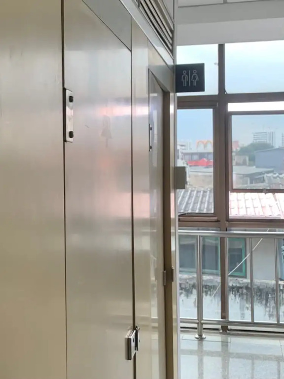 Marni BKK Hostel