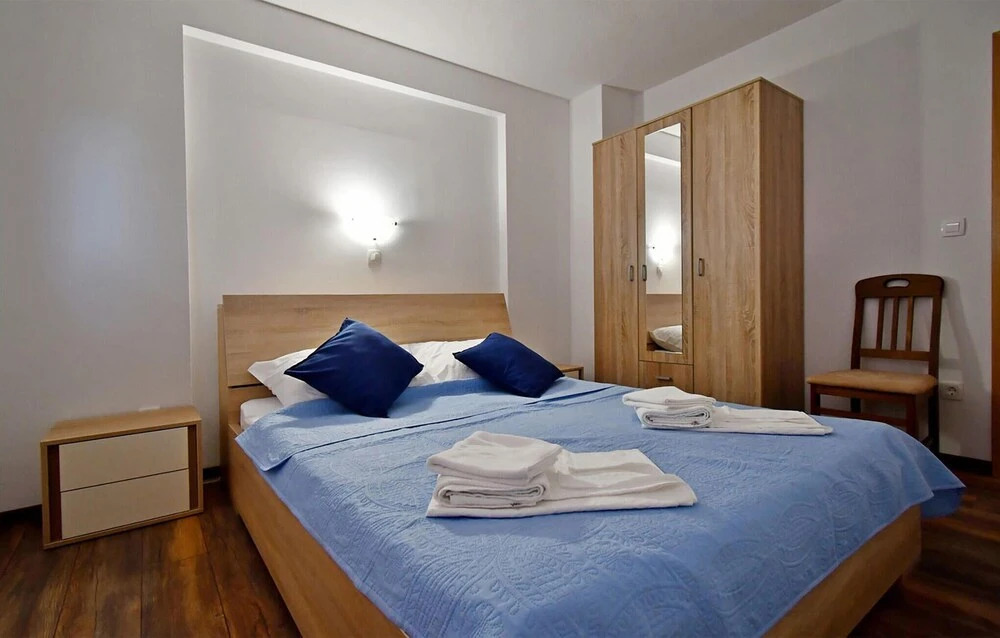 Nice Apartment in Banjol With 2 Bedrooms, Wifi and Outdoor Swimming Pool