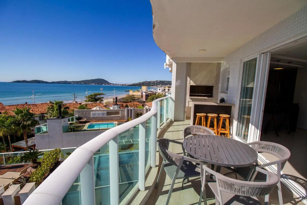 Varandas do Atlântico 402B - Excelente apartamento em condomínio de luxo e beira mar - Piscina climatizada - Academia