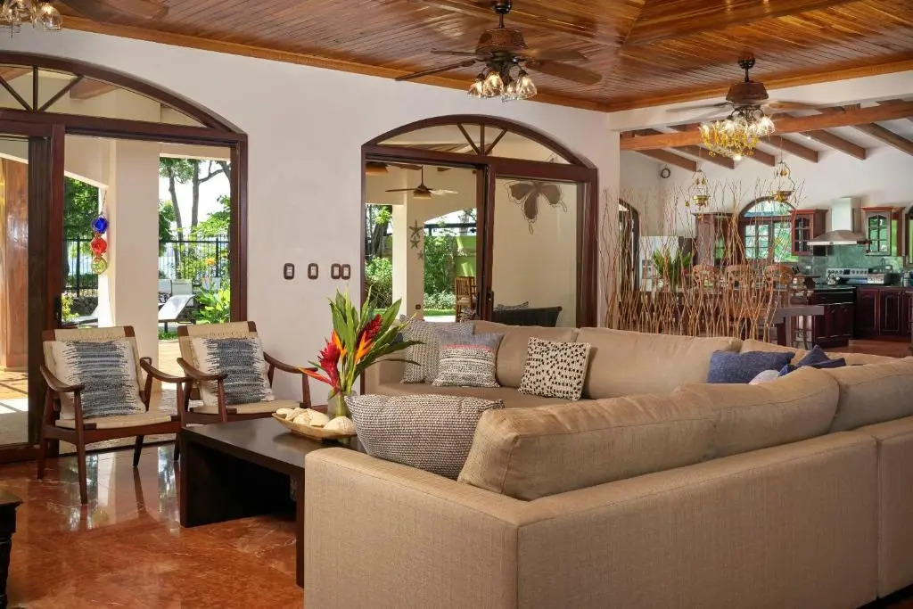 Blue Jewel Oceanfront Private Villa