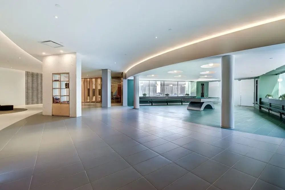 Elegant Studios and Apartments Montreal