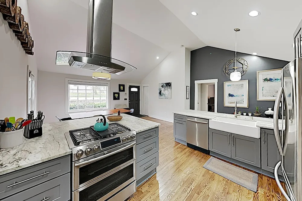 Stylish East Nashville W/ Fenced Yard 3 Bedroom Home