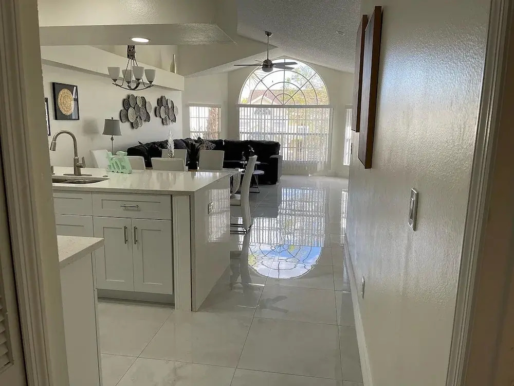 Elegant & Luxury Apartment Close Disney