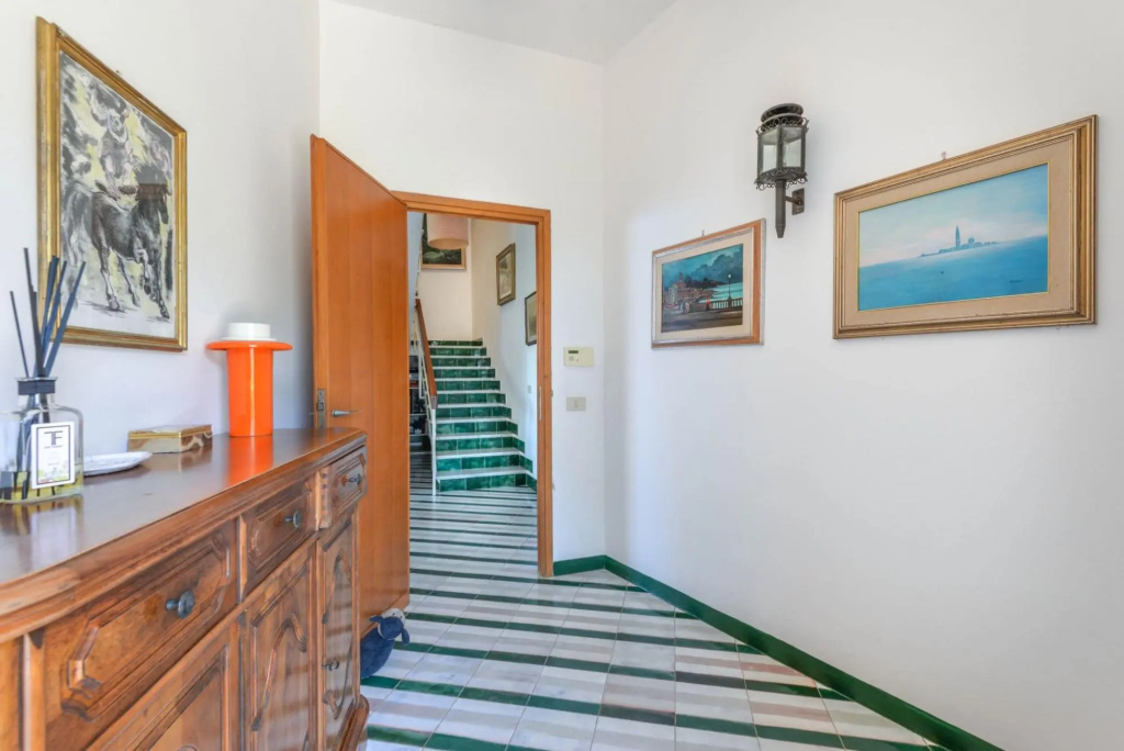 Octagonal villa with private pool and 10 beds-Villa Ottagonale