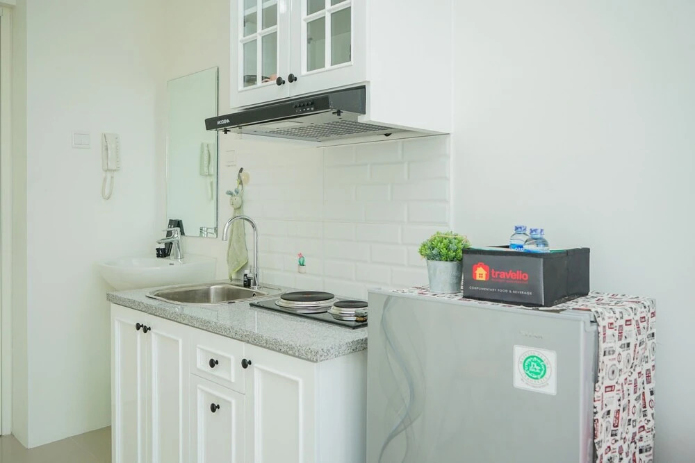 London Style Studio Cozy Silktown Apartment near Ikea in Alam Sutera By Travelio