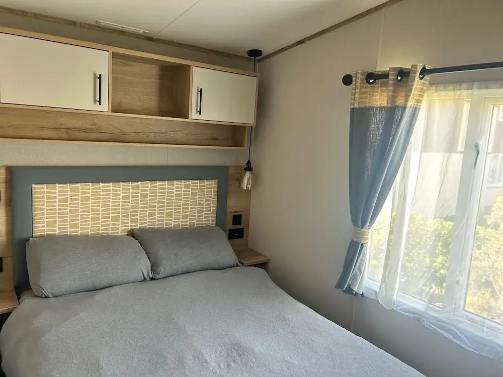 Hafan y Mor Park 3-bed Caravan, Sleeps 8, Pets Ok