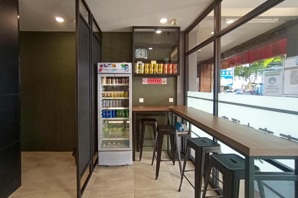 OYO 89578 Dung Fang Hotel No. 1 Sibu