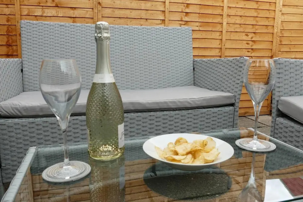 Vibrant 6 bed Stylish Home in Heart of Southsea