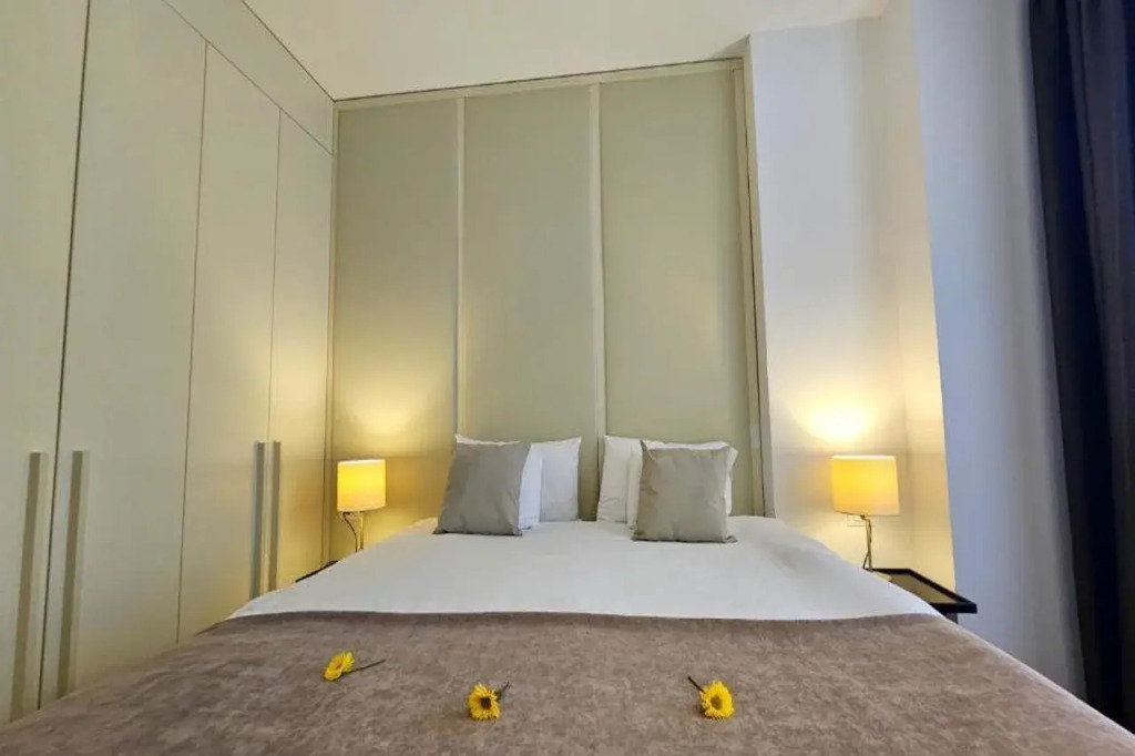 Royalis Suites Rafailovici - Beachfront Sea View Apartments