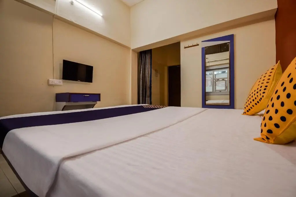 Hotel Gulmohar by OYO Rooms