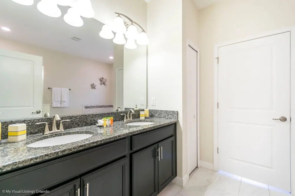 1512 Rolling Fairway Drive
