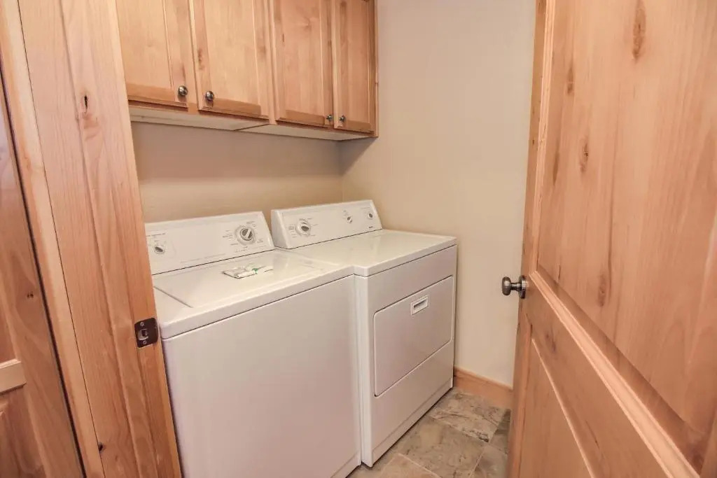 Fox Pointe Condo by Park City Vacations