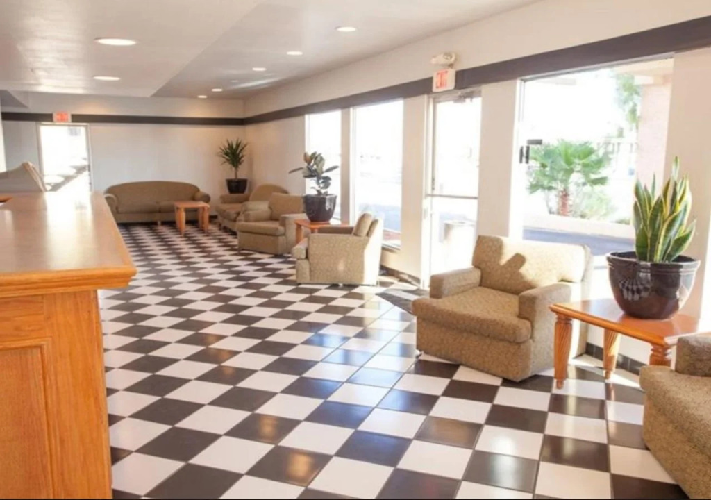 Aviation Inn