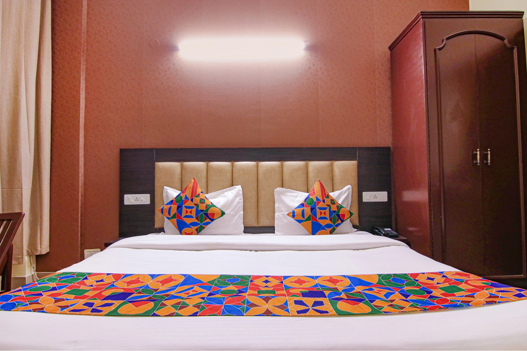 FabHotel Town Pride