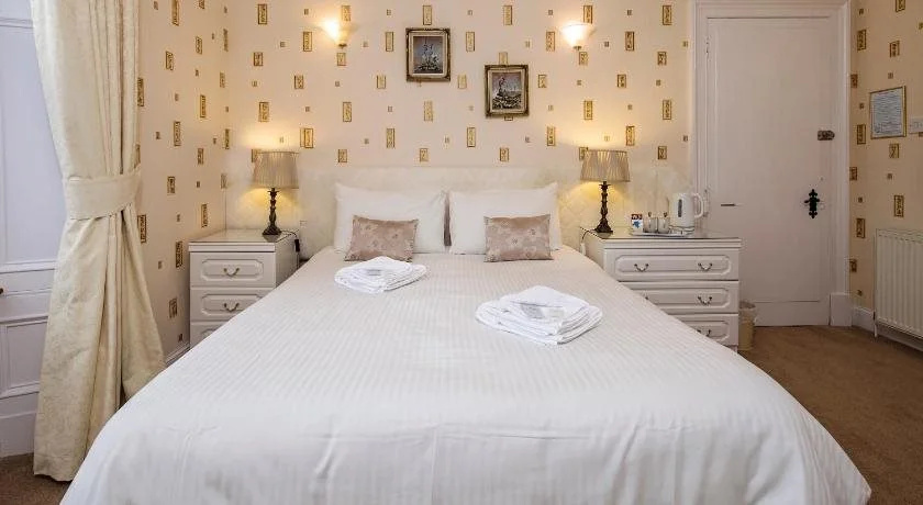 Glengarry Guest House