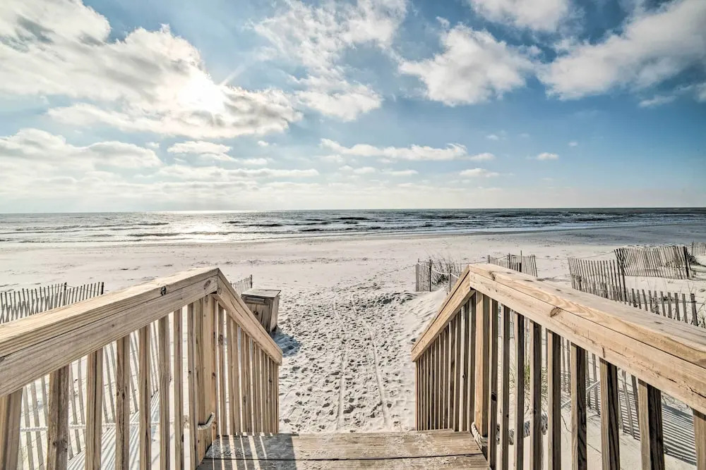 Cape San Blas Gem: Walk to Beach & Pool!