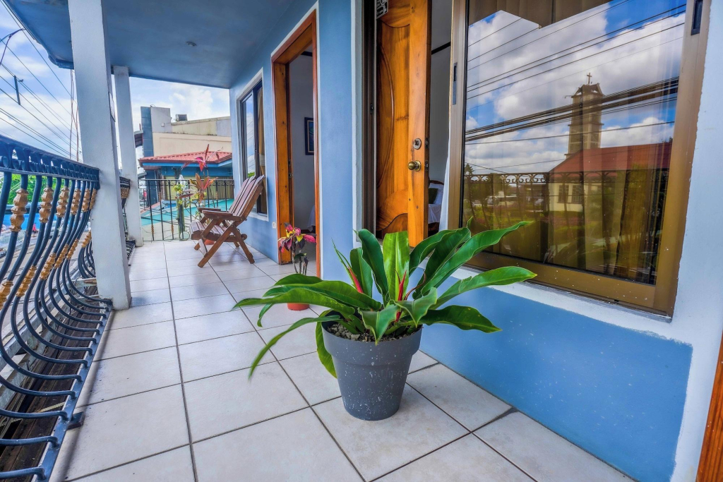 Arenal Hostel Resort Towers