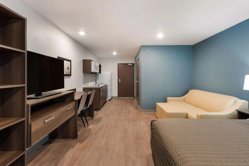 WoodSpring Suites Dayton North