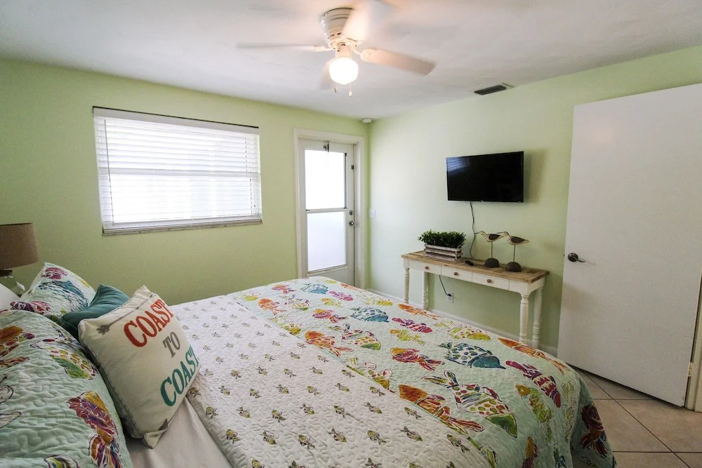 Sandy Toes and Feet Retreat