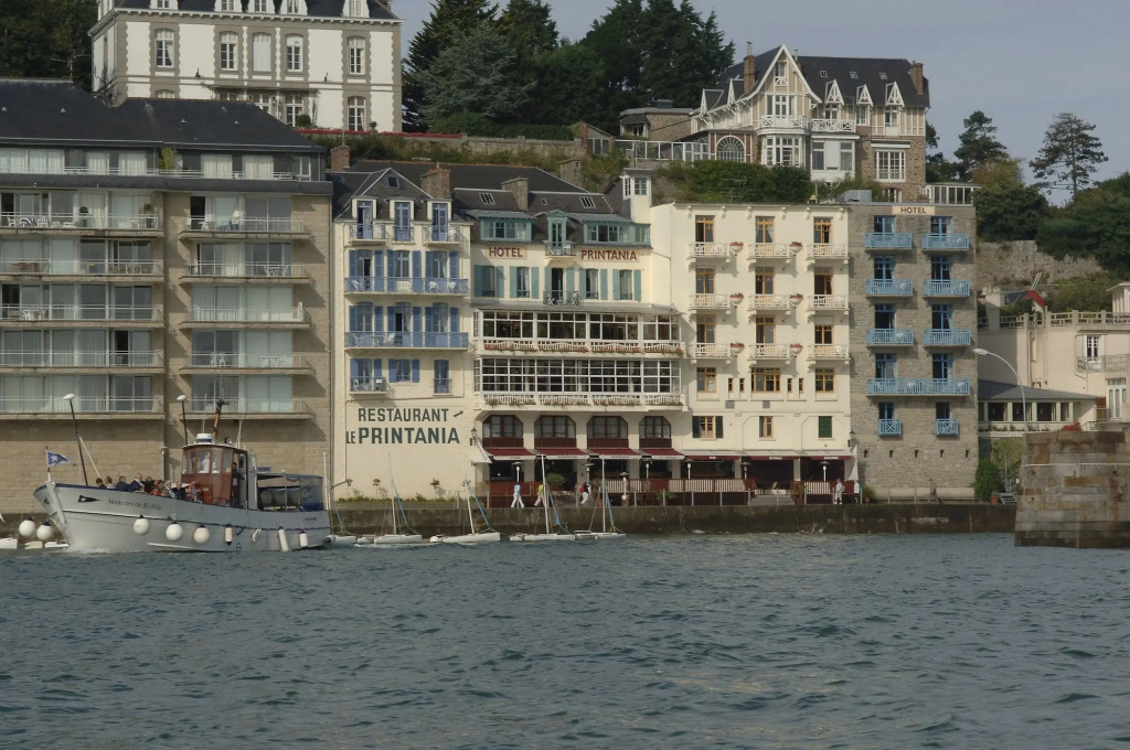 Logis Hôtel Restaurant le Printania