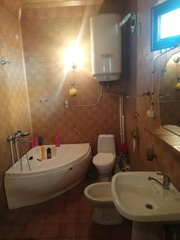 12 Angisa Street Апартаменты