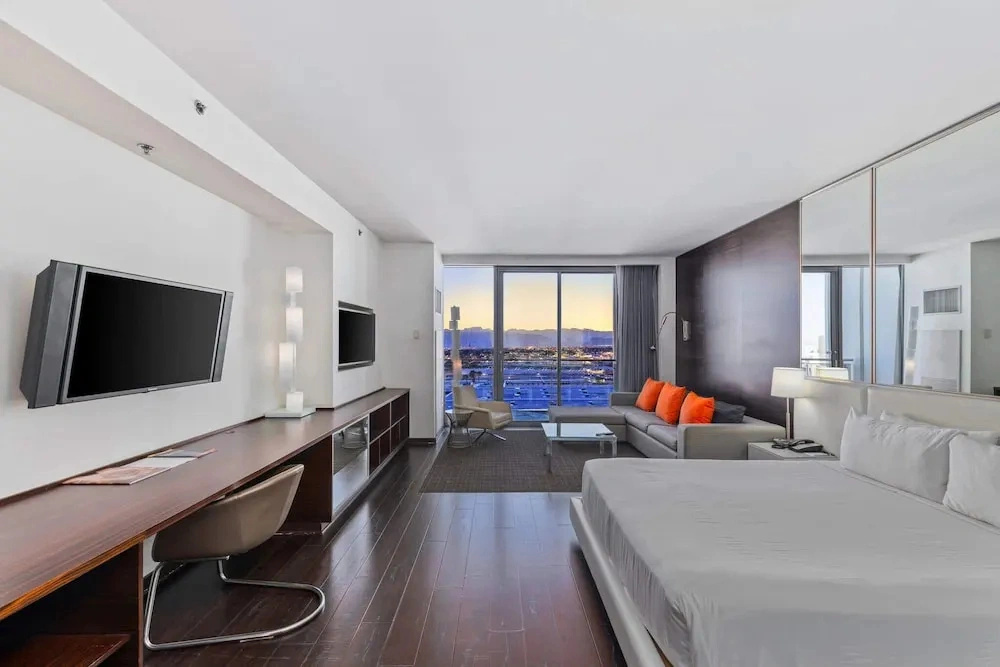 Stunning Views Palms Studio 27303