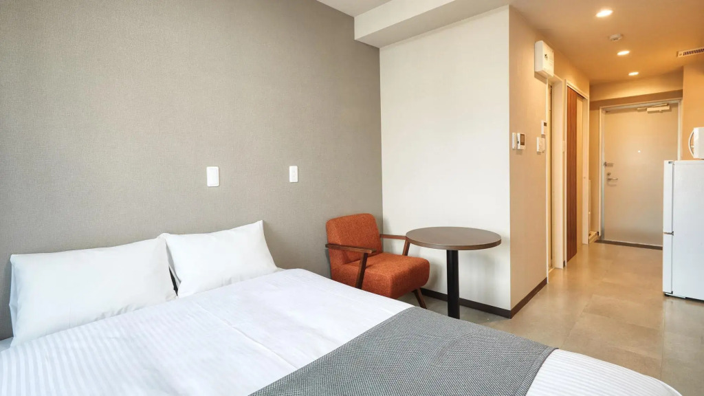 New Normal Hotel in MATSUYAMA ニューノーマルホテルイン松山