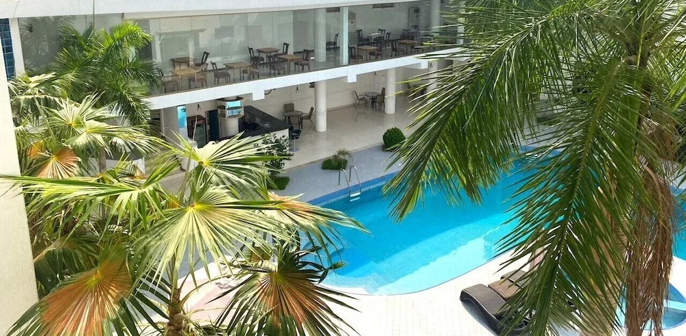 Peach View Hotel and Apartments.
