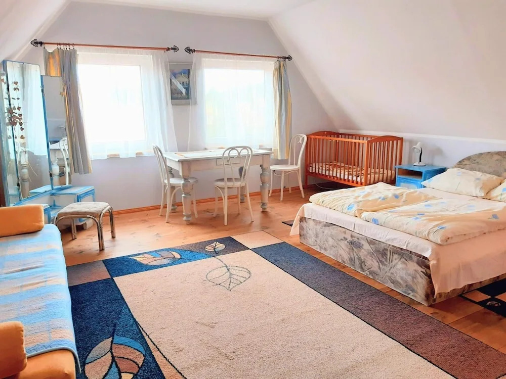 Holiday Villa With a Garden, Close to the Lake