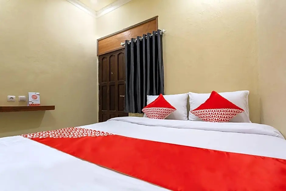 OYO 2527 Hotel Triana