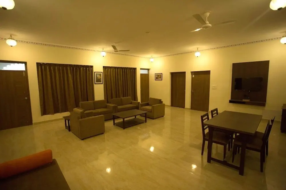Karni Mahal