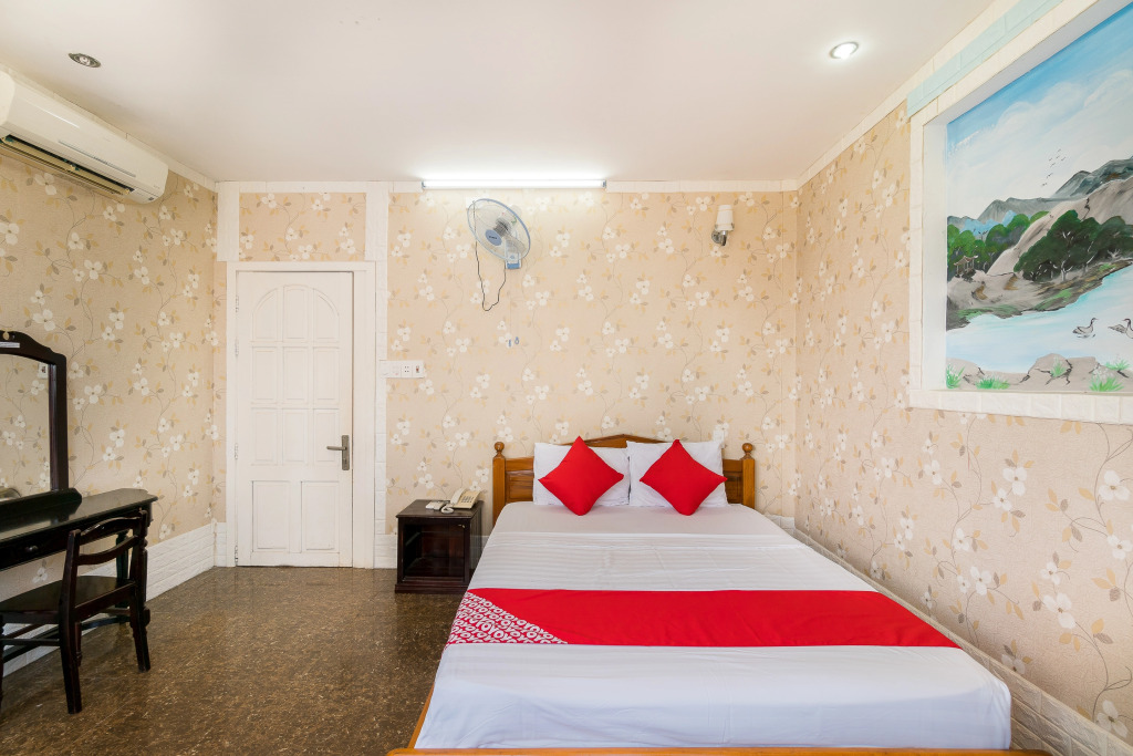Mimosa Hotel