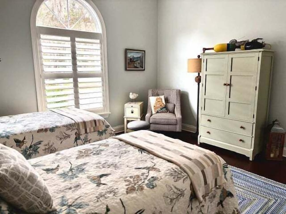 Golf Course-view Home Near Beaches With Deck, Porch, Grill, Streaming, W/d, & AC