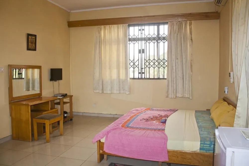 Elmeiz Place Guest House
