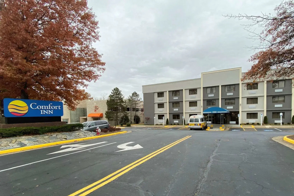 Comfort Inn Herndon-Reston